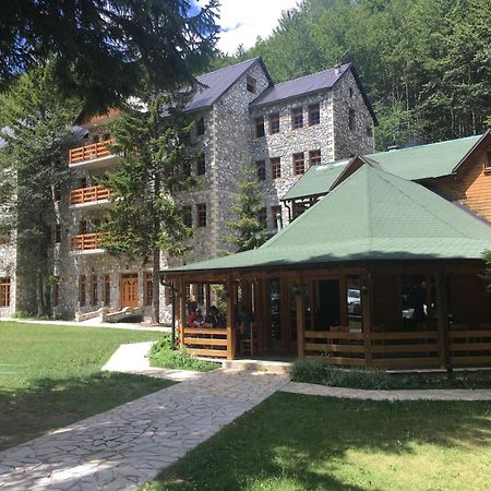 Fusha E Gjes Hotel Валбона Екстериор снимка