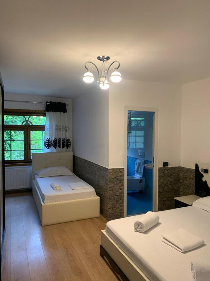 Fusha E Gjes Hotel Валбона Екстериор снимка